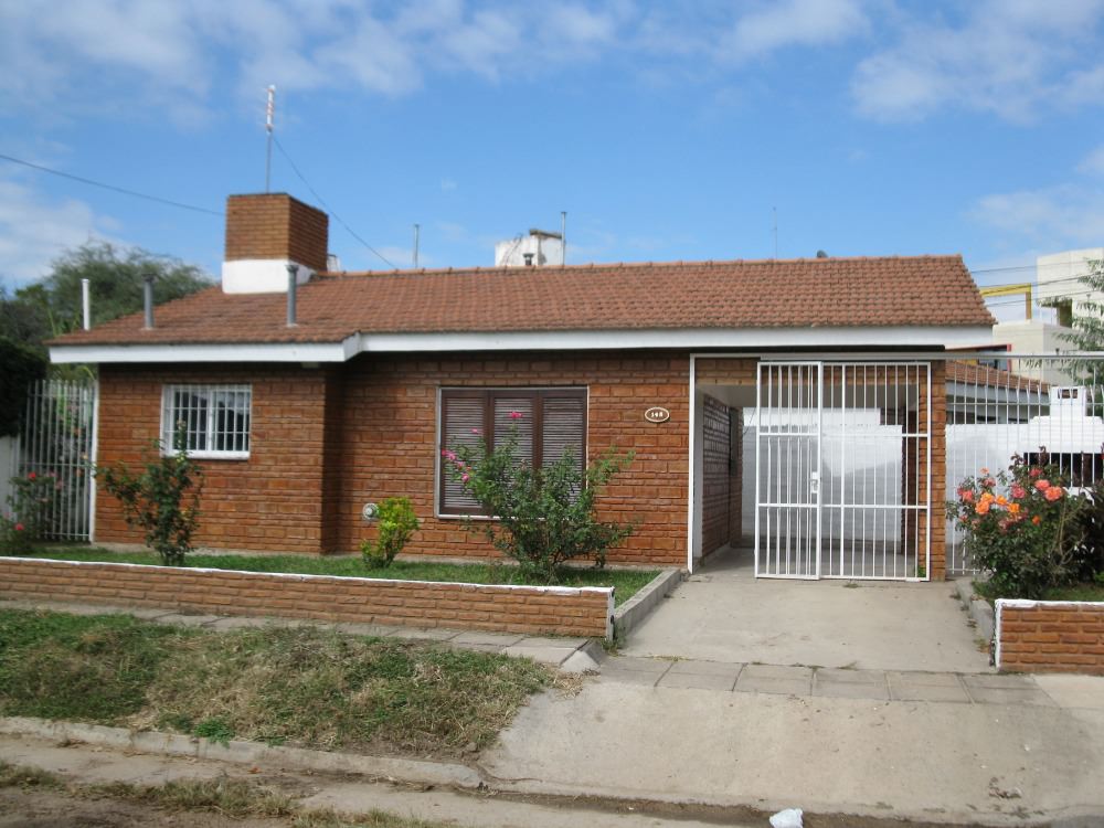 Casa 2 dormitorios Santa Rita