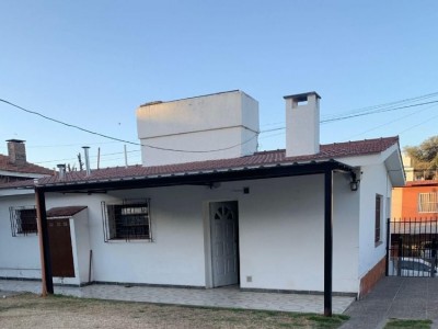 Preciosa casa c/ dpto EN VENTA en Bº La Quinta, Villa Carlos Paz.